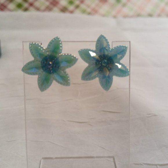 Set of Four Handmade Hand Crafted Flower Stud Earrings Jewelry #48 - Picture 7 of 15